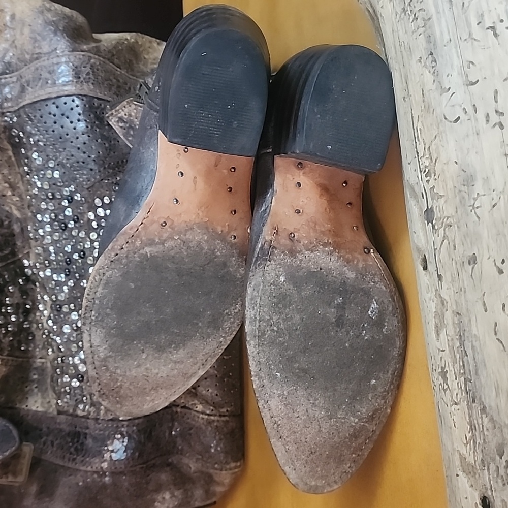 Studded Debra Frye Distressed  Ankle booties. Size: 7 - Picture 5 of 10